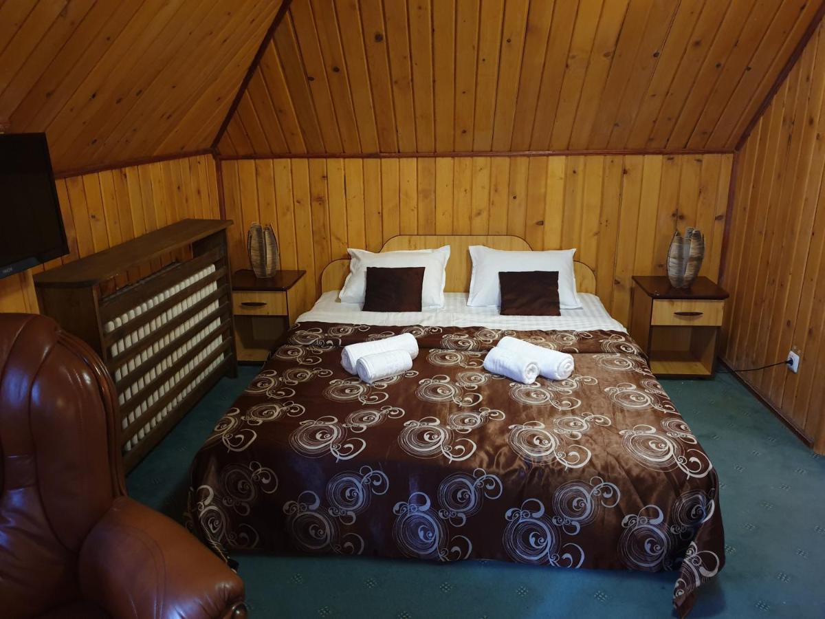 Hotel Bucegi Portile Regatului Пириул-Рече Екстер'єр фото