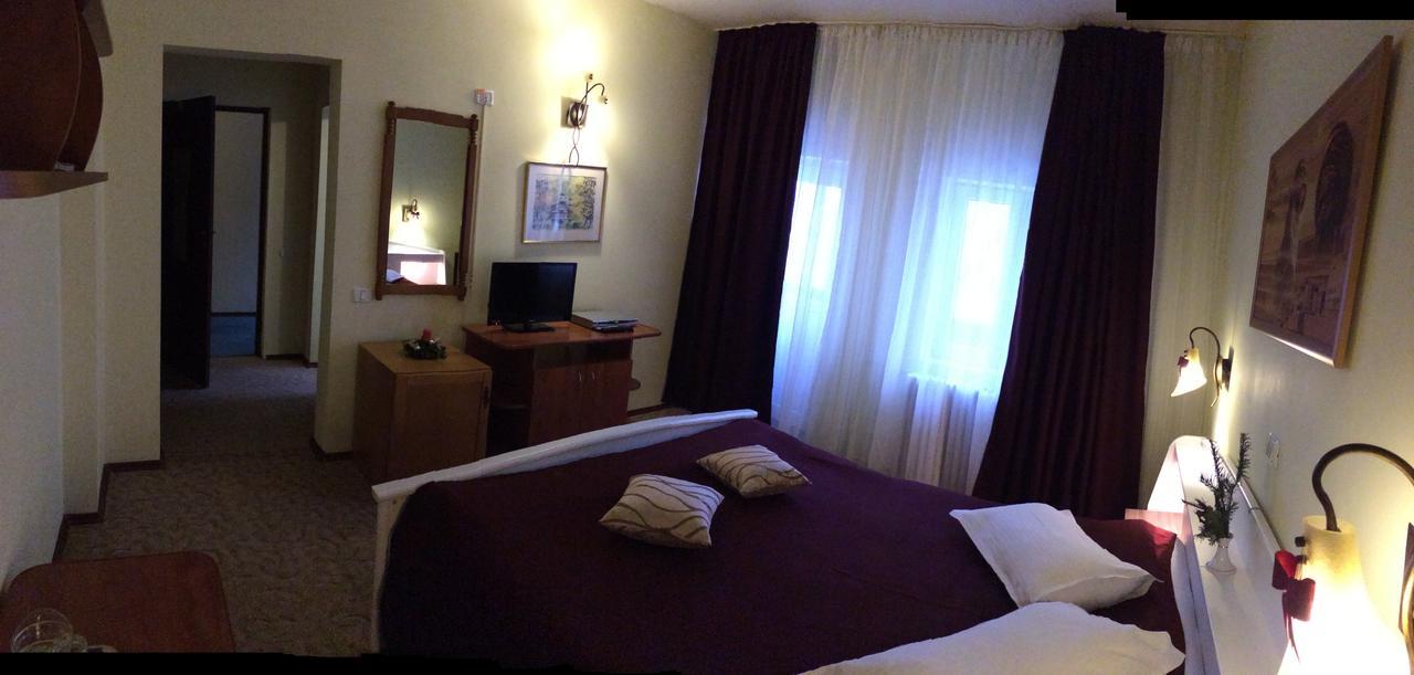 Hotel Bucegi Portile Regatului Пириул-Рече Екстер'єр фото