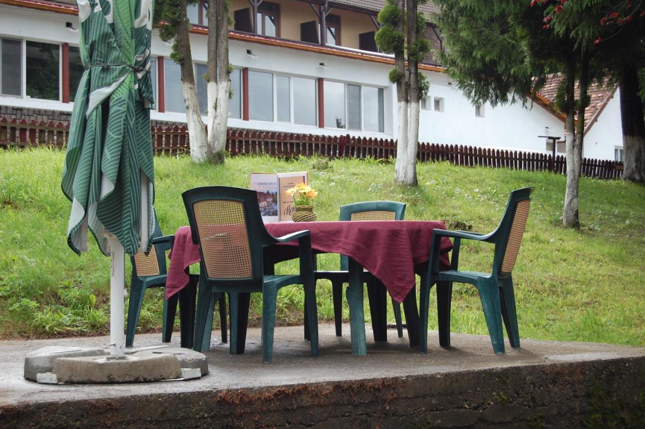 Hotel Bucegi Portile Regatului Пириул-Рече Екстер'єр фото